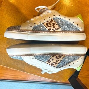 Crown Vintage Kalinda Sneaker Size 9